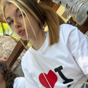 Maria Antonietta, Babysitter a Mercato San Severino