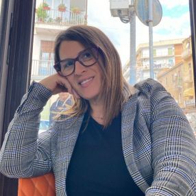 Emanuela, Babysitter a Crotone