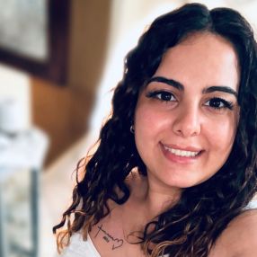 Giusy, Babysitter a Casapesenna