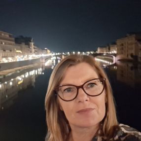 Rosaria, Babysitter a Reggello