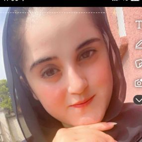 Amna, Babysitter a Sedriano