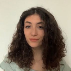 Giorgia, Babysitter a Provincia di Savona