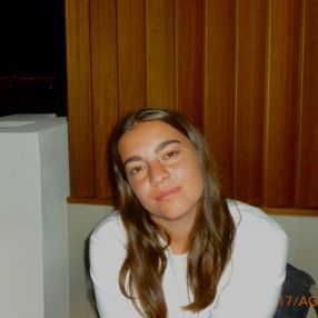 Michela, Babysitter a Lazzate
