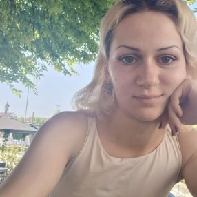 Morena, Babysitter a Maruggio