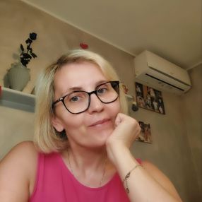 Manuela, Babysitter a Canonica D'adda