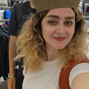 Lili, Babysitter a Bolzano
