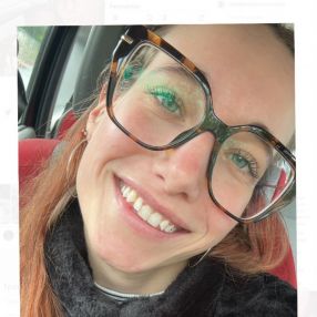 Sara, Babysitter a Bellano