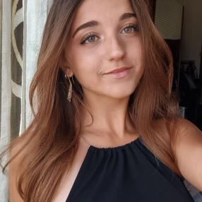 Sofia, Babysitter a Cisternino
