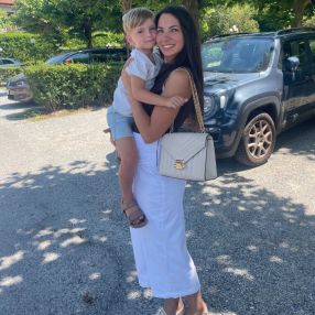 Viktoria, Babysitter in Dolzago