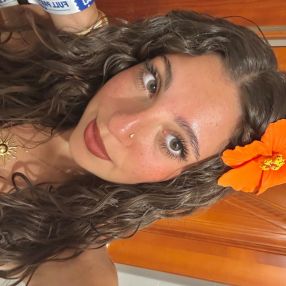 Miriam, Babysitter a Travaco' Siccomario