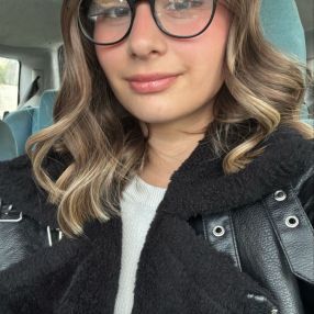 Angela, Babysitter a Spezzano Albanese