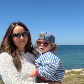 Marika, Famiglia a Bari