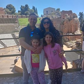 Donatella, Famiglia a Gorizia