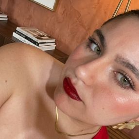 Maria, Babysitter a Valguarnera Caropepe