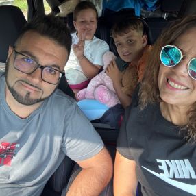 Veronica, Famiglia a San Paolo Solbrito