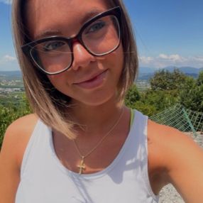 Sofia, Babysitter a Caselle