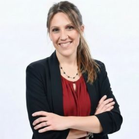 Sonia, Babysitter a Ponte Dell'olio