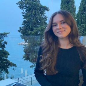 Paola, Babysitter in Molinella