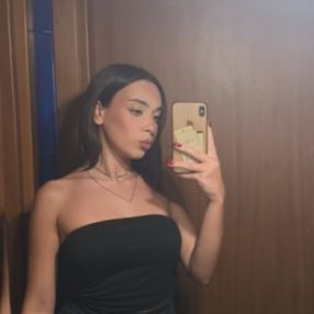 Mara, Babysitter a Laterza