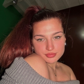 Kejdi, Babysitter in Reggio Emilia