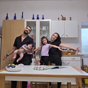 Sara, Famiglia a Castellammare di Stabia