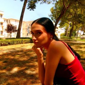 Serena, Babysitter a Marche