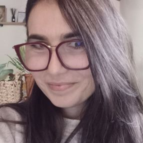 Carmen, Babysitter in Parma