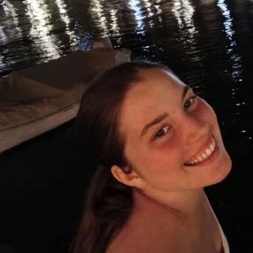 Irene, Babysitter in Castelnuovo del Garda