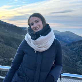 Anna, Babysitter a Clusone