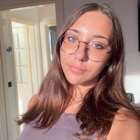 Chiara, Babysitter a Meldola
