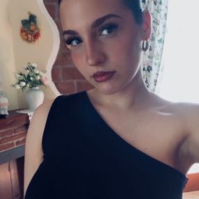 Anastasia, Babysitter a Palma Campania