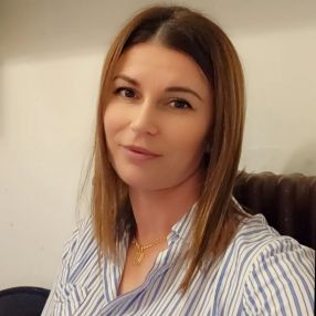 Ira, Babysitter a Molinella