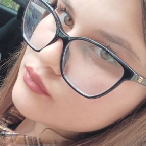 Sofia, Babysitter a Balestrate