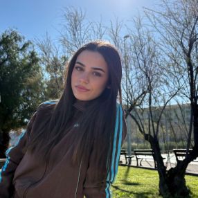 Syan, Babysitter in Vado Ligure