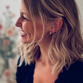 Carlotta, Babysitter a Asti
