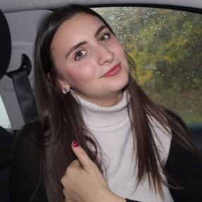 Carola, Babysitter a Casale