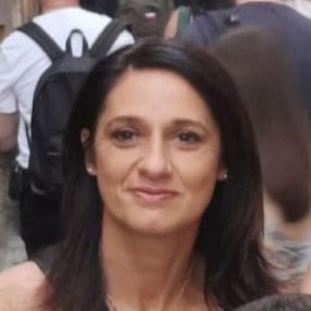 Nunzia, Babysitter a Lusciano