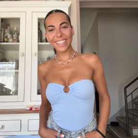 Beatrice, Babysitter a Prato