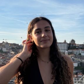 Sofia, Babysitter a Città Metropolitana di Cagliari