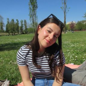 Micole, Babysitter a Agrate Brianza