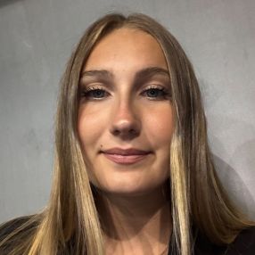 Anna, Babysitter in Montanaro