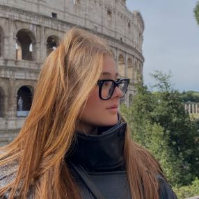 Giulia, Babysitter in Scicli