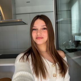 Viola, Babysitter in Almese