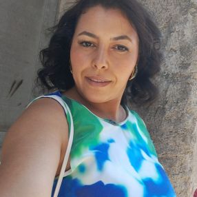 Latifa, Babysitter a Torre del Greco