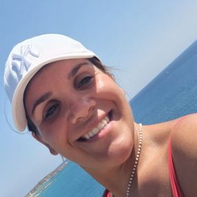 Valentina, Babysitter a Monserrato
