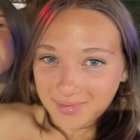 Michela, Babysitter a Meta