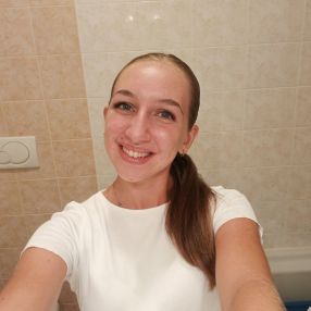 Elisa, Babysitter in Provincia di Novara