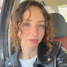 Raffaela Maria, Babysitter in Nola