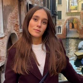 Martina, Babysitter in Bagnatica
