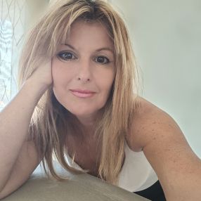 Loredana, Babysitter a Eremo